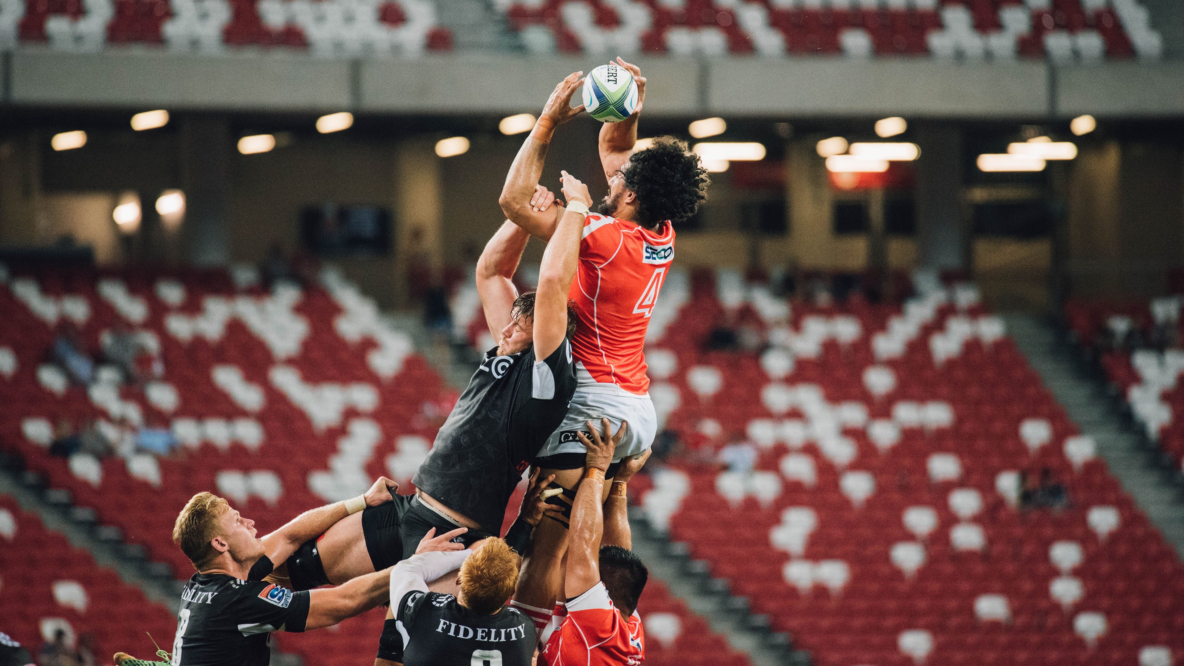 阿尔卡拉斯美网翻盘奇迹，点燃拉沃尔杯赛场的传承之火